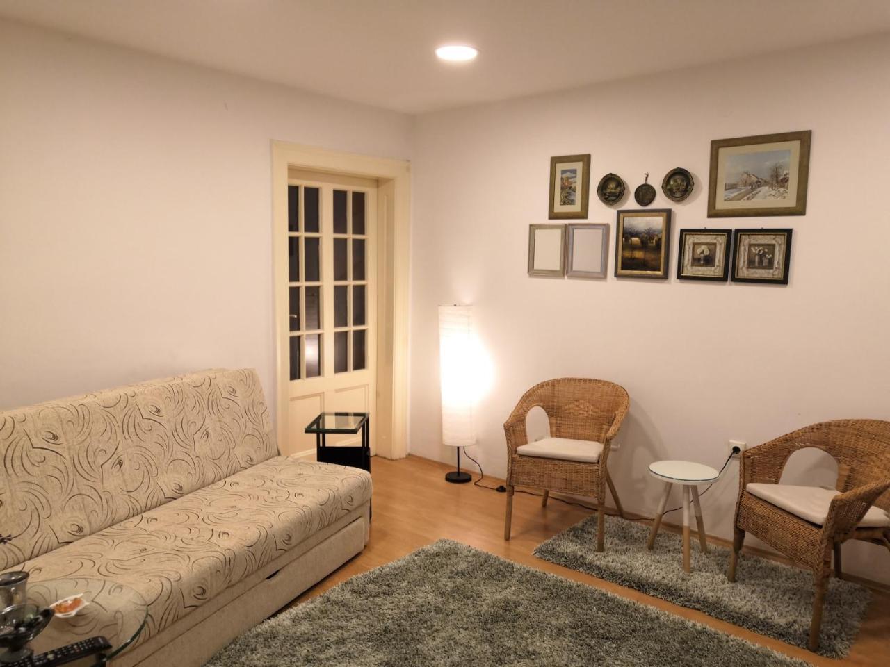 Apartment Beauty Belgrado Esterno foto